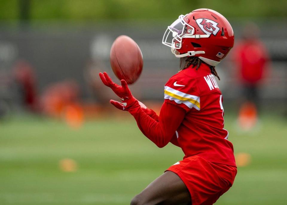 Kansas City Chiefs receiver Xavier Worthy attempts a catch during rookie minicamp on Saturday, May 4, 2024, at the team’s practice facility in <a class="link " href="https://sports.yahoo.com/nfl/teams/kansas-city/" data-i13n="sec:content-canvas;subsec:anchor_text;elm:context_link" data-ylk="slk:Kansas City;sec:content-canvas;subsec:anchor_text;elm:context_link;itc:0">Kansas City</a>. Tammy Ljungblad/Tljungblad@kcstar.com