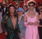 <p>En 2000, Trey Parker et Matt Stone, scénaristes de la série animée South Park, sont allés à la cérémonie des Oscars déguisés en drag queens.<br> Copyright : Getty Images </p>