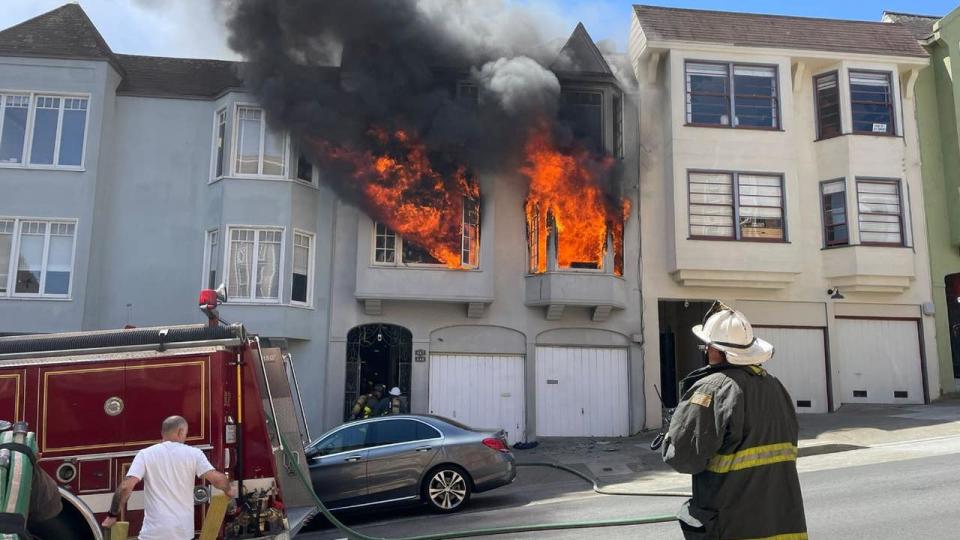 <div>SF Fire Dept. responds to a residence on fire in Alamo Square. May 21, 2024.</div>