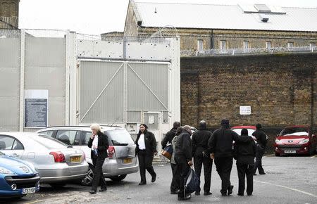 Prison guards stand outside Wandsworth Reform Prison as they take unofficial strike action to protest against staffing levels and health and safety issues, in London, Britain, November 15, 2016. REUTERS/Dylan Martinez