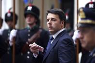 Italy's Prime Minister Matteo Renzi arrives to meet Spain's King Felipe at the Chigi Palace in Rome November 19, 2014. REUTERS/Alessandro Bianchi