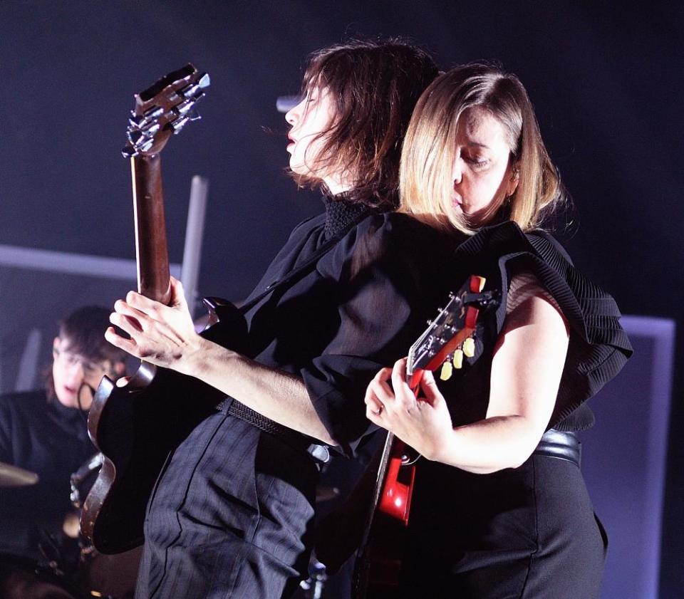 Carrie Brownstein and Corin Tucker.