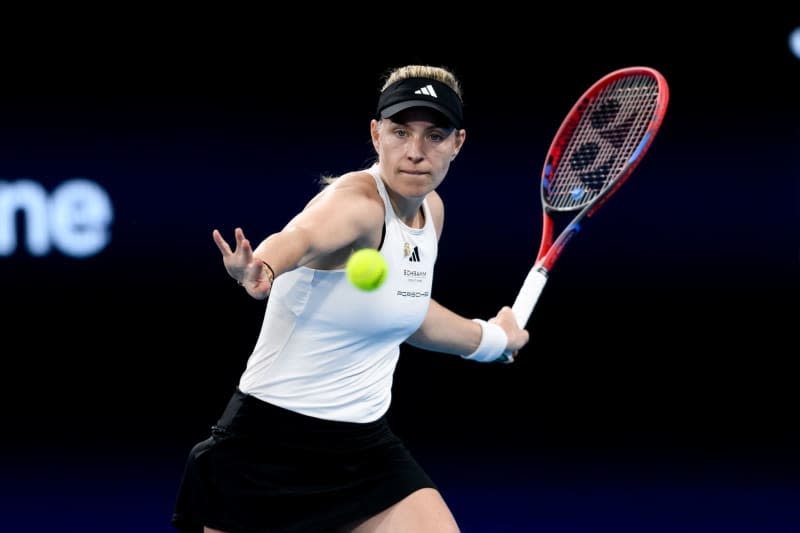 Germany's Angelique Kerber in action against Australia's Ajla Tomljanovic during their women's Semi-Final tennis match of the 2024 United Cup at Ken Rosewall Arena in Sydney. Steven Markham/AAP/dpa