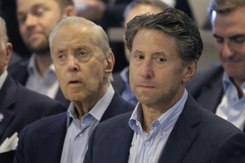 Fred and Jeff Wilpon are reportedly ready to give up control of the Mets as soon as a sale is finalized. (AP Photo/Seth Wenig)