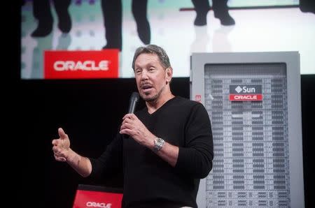 Larry Ellison introduces the Oracle Database In-Memory during a launch event at the company's headquarters in Redwood Shores, California June 10, 2014. REUTERS/Noah Berger