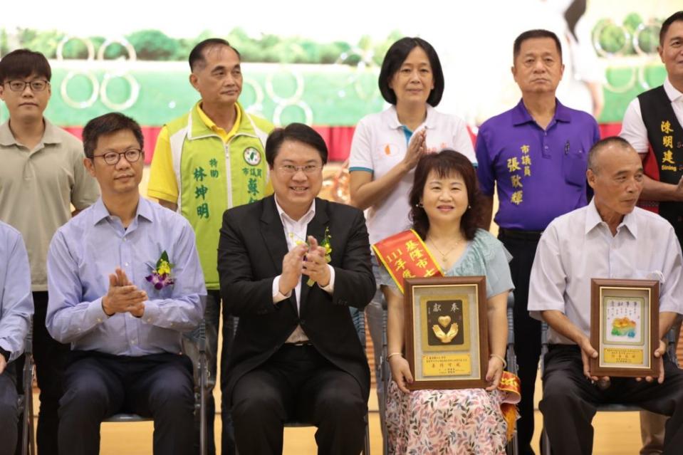 基隆市疫情走在全國之先，也最早走向平緩，才能在停辦兩年之後恢復舉辦公開表揚活動。（記者鄭鈞云翻攝）