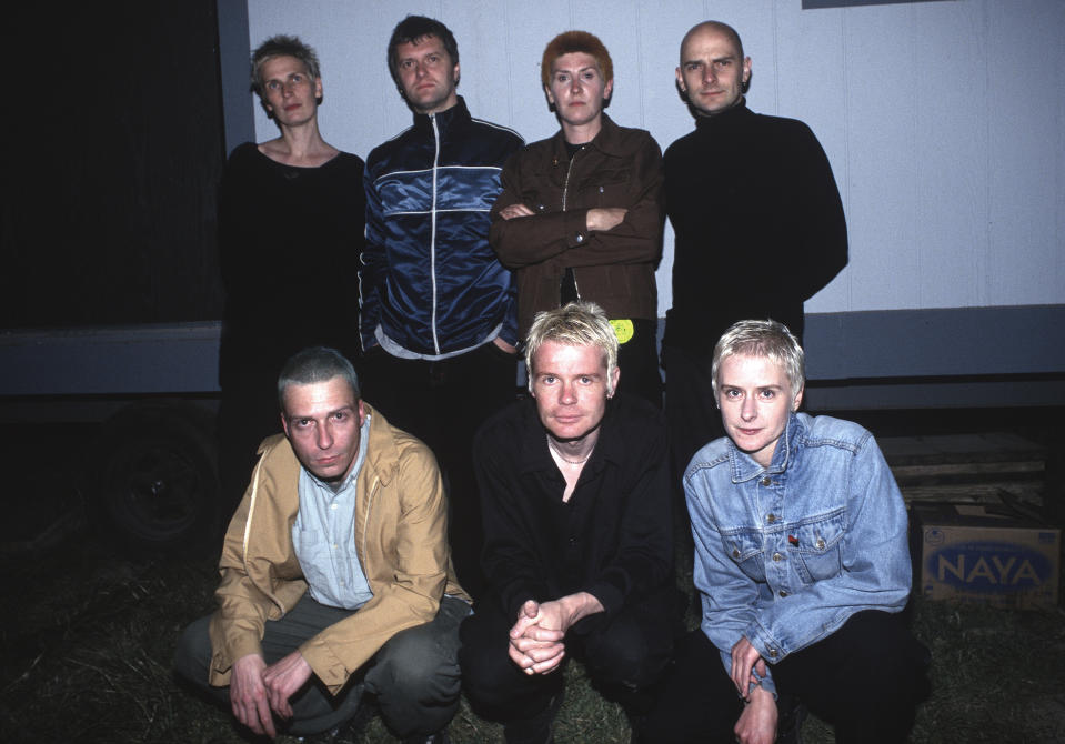 Chumbawamba pose at San Jose State University in 1998 (Tim Mosenfelder / Getty Images)