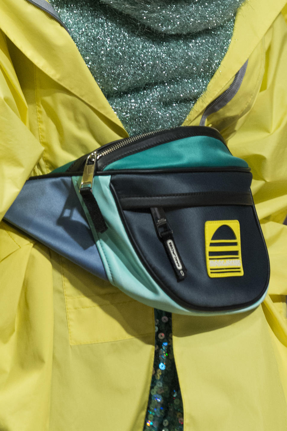 <p><i>Sporty fanny pack from the SS18 Marc Jacobs collection. (Photo: ImaxTree) </i></p>