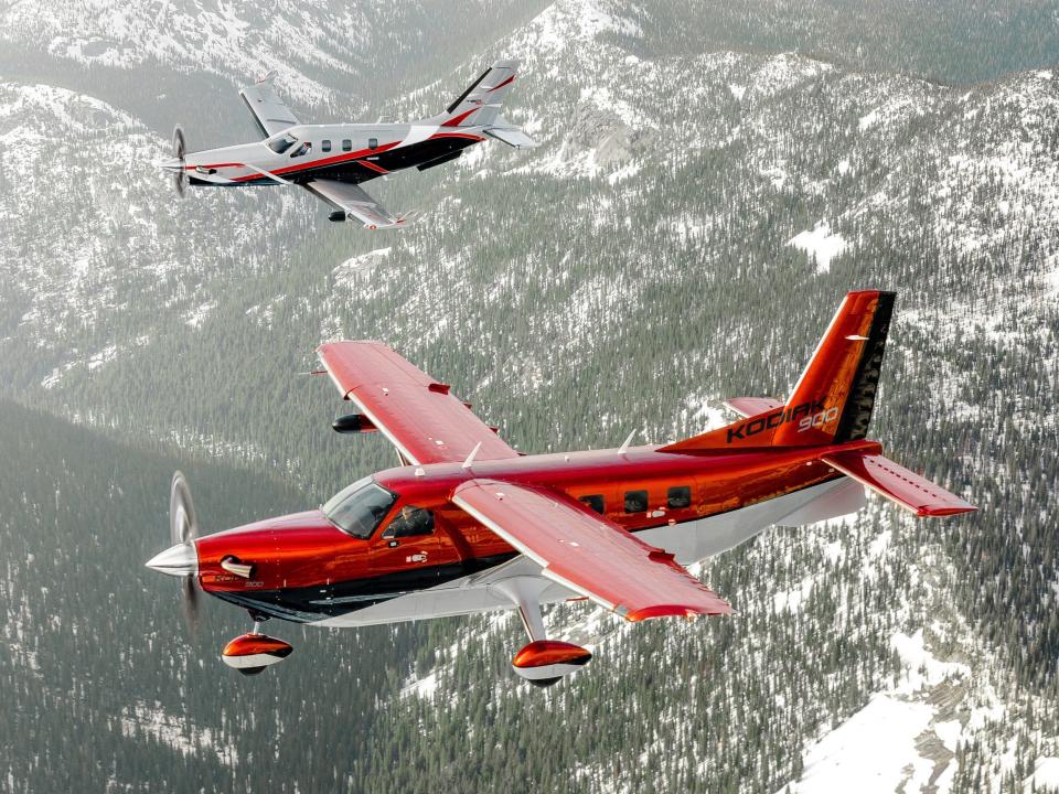 Kodiak 900 and TBM 960.