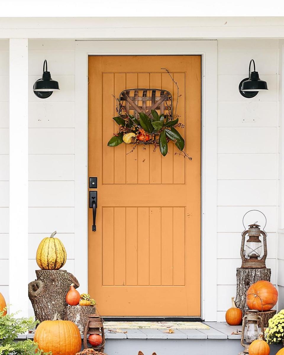 Tobacco Wreath Basket