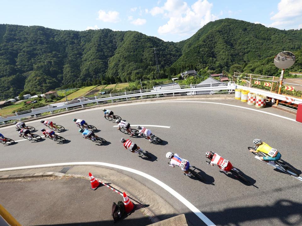 The Tokyo Olympics cycling race goes through Japanese mountains