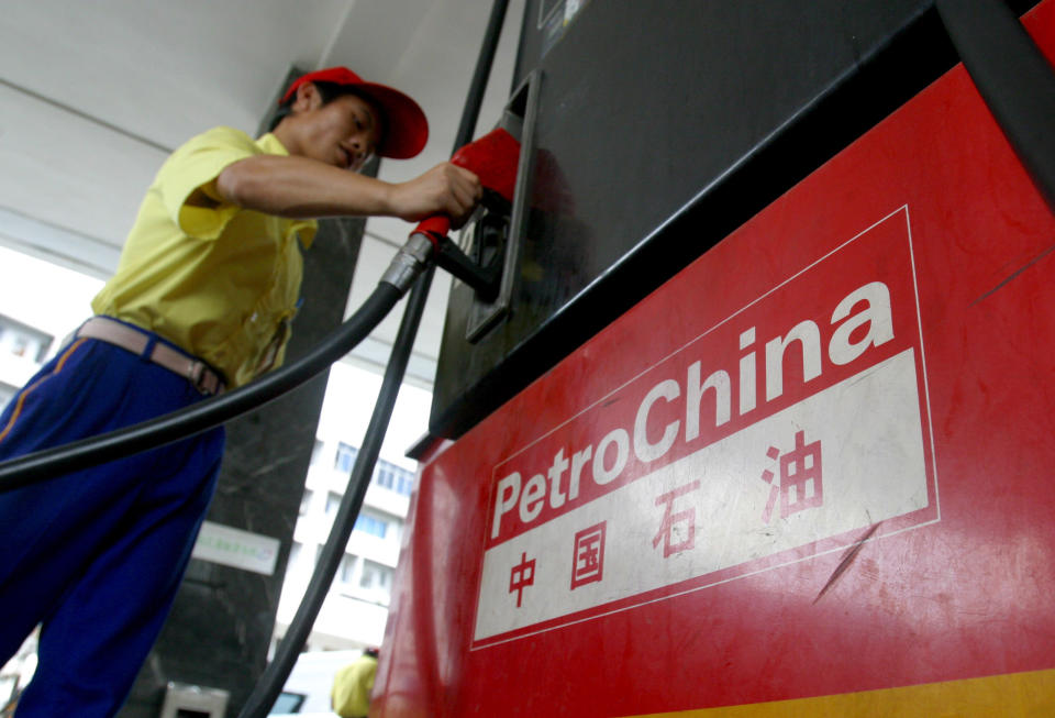 Als zweiter chinesischer Konzern schafft es Petrochina auf Platz sechs. Einen Nettogewinn von 8,9 Milliarden Euro konnte der Öl- und Gaskonzern 2014 nur einfahren – über 44 Prozent weniger als ein Jahr zuvor. Der Börsenwert hat sich hingegen um fast genau so viel vergrößert und liegt laut "Handelsblatt" bei 238,7 Milliarden Euro.