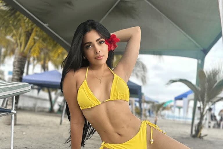 Landy Párraga había participado en varios certámenes en su país, como América Caribbean Ecuador y Miss Teen Sea Ecuador