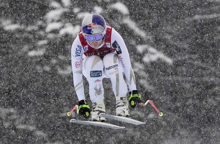 FILE PHOTO - Lindsey Vonn of the United States during the Women's Downhill in the 2017 FIS Alpine Skiing World Cup at Lake Louise Ski Resort in Lake Louise, Alberta, Canada, December 1, 2017. Eric Bolte-USA TODAY Sports/File Photo