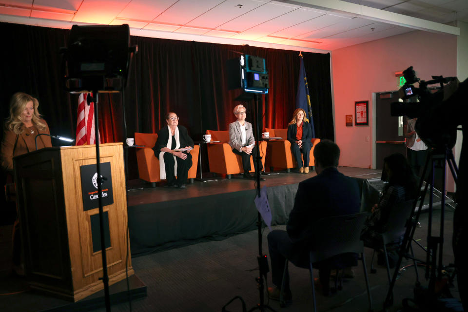 Oregon governor candidates — seated from left — Betsy Johnson, Tina Kotek and Christine Drazan prepare for a debate at Oregon State University on Sept. 27, 2022.<span class="copyright">Dean Guernsey—The Bulletin/AP</span>