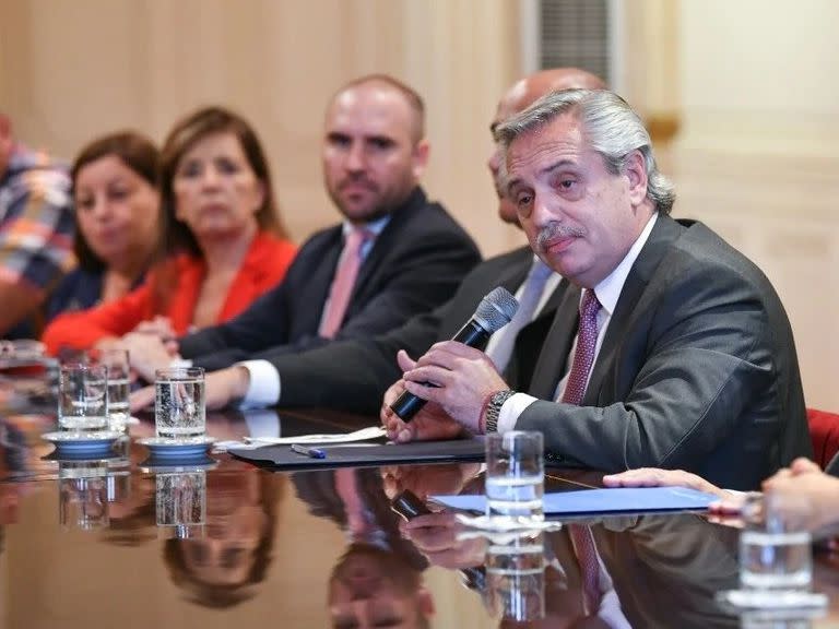 Alberto Fernández, Martín Guzmán y Gabriela Cerruti