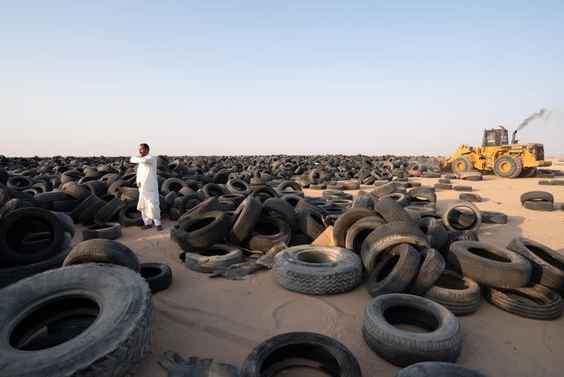 Kuwait starts to recycle world's biggest tire graveyard