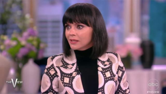 Christina Ricci Porn Facial - Christina Ricci says she was threatened with a lawsuit after refusing to do  'a sex scene a certain way'