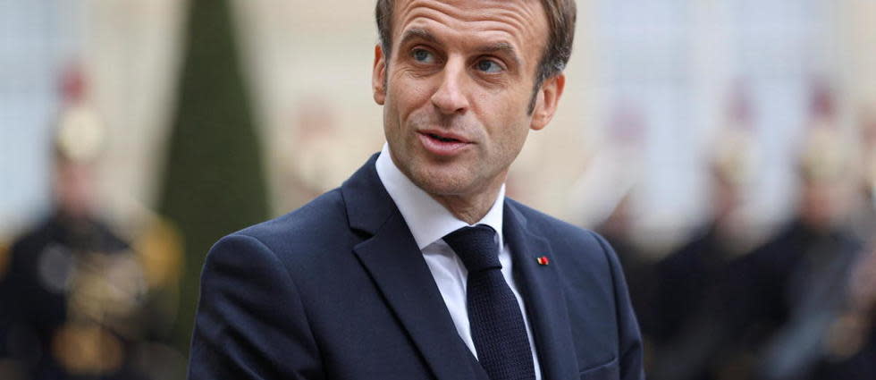 Emmanuel Macron est attendu, avec d'autres chefs d'État, au Parlement européen de Strasbourg pour rendre hommage à Valéry Giscard d'Estaing. 
