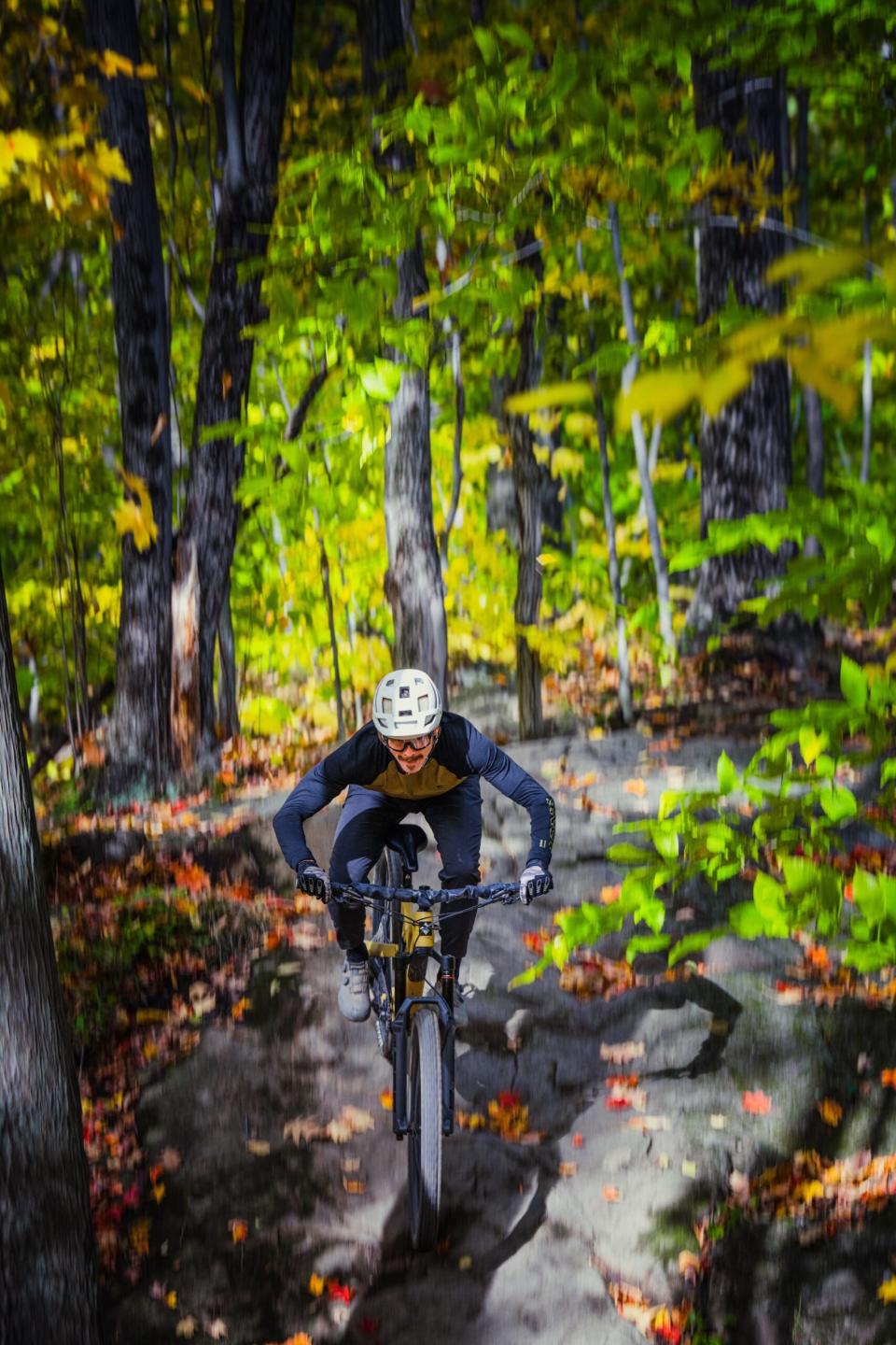 Jeremy Benson of Bikerumor Riding