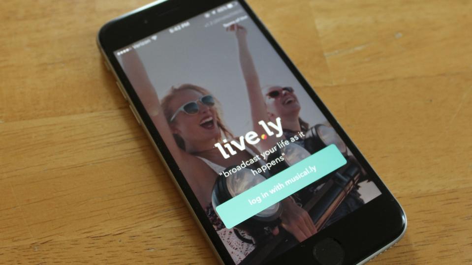 Musical.ly may be blowing up as a social video service, but it's scaling back