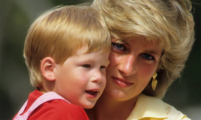 Harry y su madre, Diana de Gales