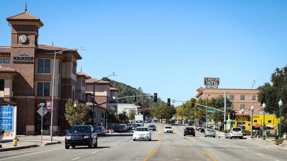 Atascadero will reduce El Camino Real to two lanes downtown, adding a median with angled parking and landscaping that will encourage people to stop and get out of their cars. Construction is slated to start in spring 2024. David Middlecamp/dmiddlecamp@thetribunenews.com