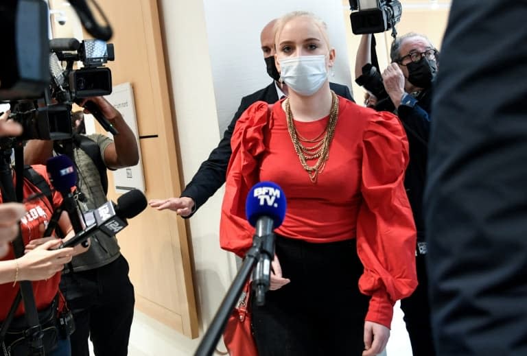 L'adolescente Mila au tribunal de Paris, le 2 juin 2021  - Bertrand GUAY © 2019 AFP