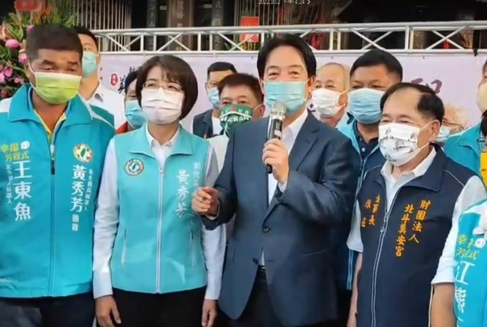 賴清德(右2)近日助選行程中竟稱「台北市為疫情的開始」，再次引發對「萬華是破口」說的熱議。（本報資料照）