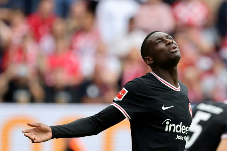 Frankfurt's French forward <a class="link " href="https://sports.yahoo.com/soccer/players/1024118" data-i13n="sec:content-canvas;subsec:anchor_text;elm:context_link" data-ylk="slk:Randal Kolo Muani;sec:content-canvas;subsec:anchor_text;elm:context_link;itc:0">Randal Kolo Muani</a> has made it clear he wants to move to Paris Saint-Germain (Daniel ROLAND)