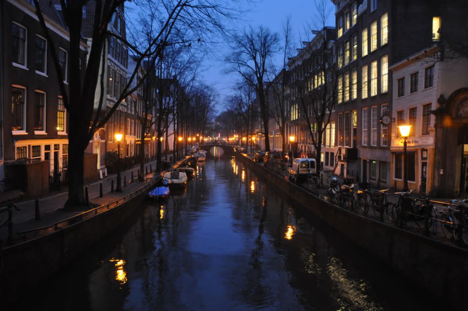 Amsterdam canal cruise Source: Wikimedia Common