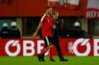 Soccer Football - 2018 World Cup Qualifications - Europe - Austria vs Serbia - Ernst Happel Stadion, Vienna, Austria - October 6, 2017 Austria coach Marcel Koller celebrates after the match with Marko Arnautovic REUTERS/Leonhard Foeger