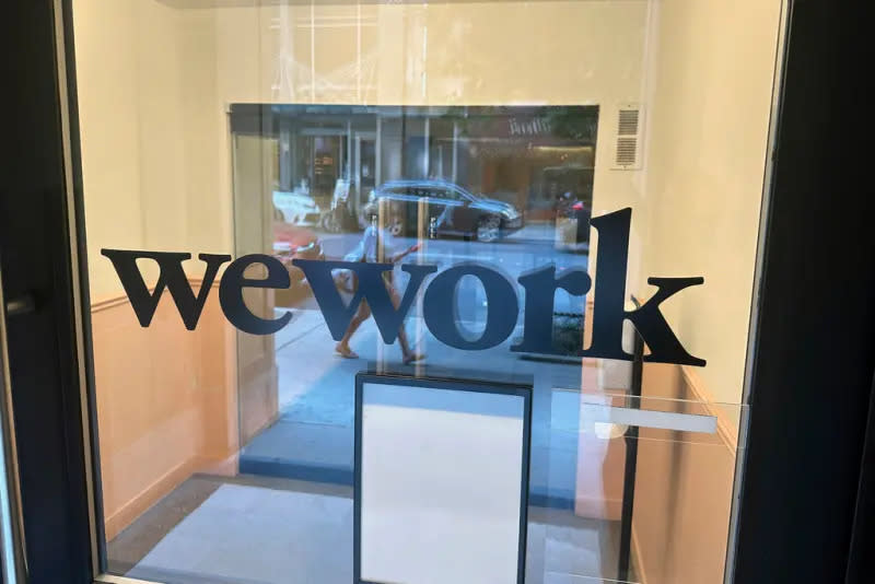 ▲美國共享辦公室業者「WeWork」日前宣告聲請破產保護，《日本經濟新聞》指出，全球金融市場除了中國房市泡沫外，還有一個「更大的炸彈」，那就是美國的商業地產。（圖／美聯社／達志影像）