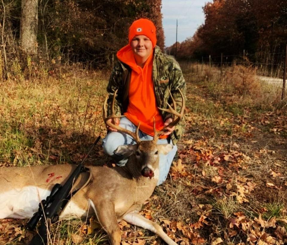 Kooper Elrod with a buck.