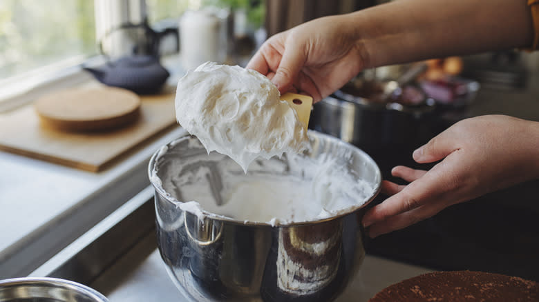 heavy whipping cream used for desserts and baking