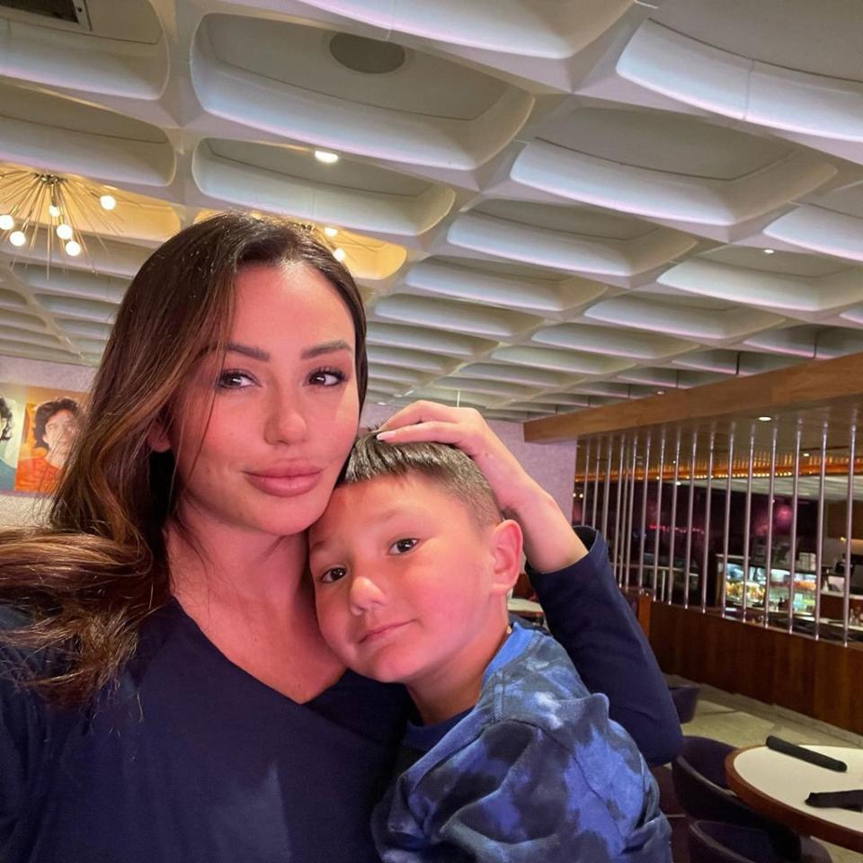 Jenni JWoww Farley, Greyson, Instagram