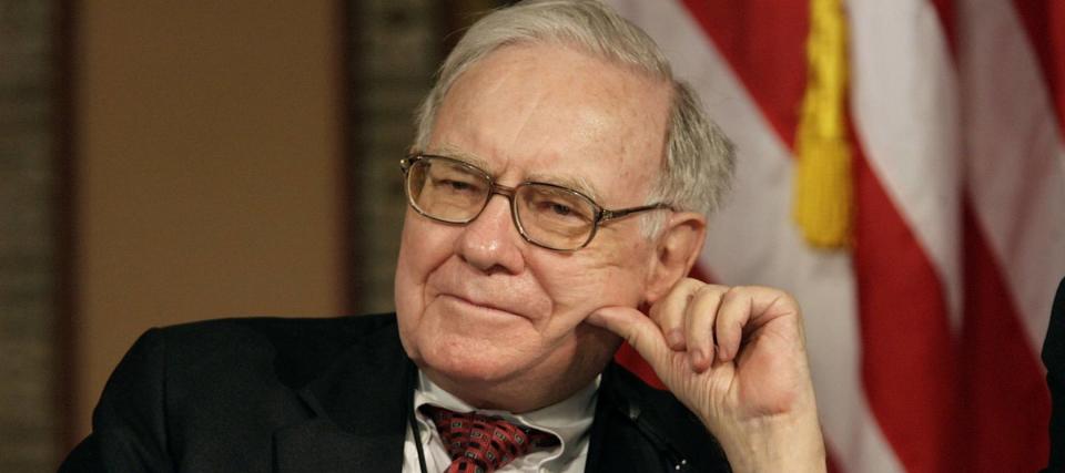 Warren Buffett gets gloomy: America's 'incredible period' is already coming to an end. Here's what nervous investors can do right now