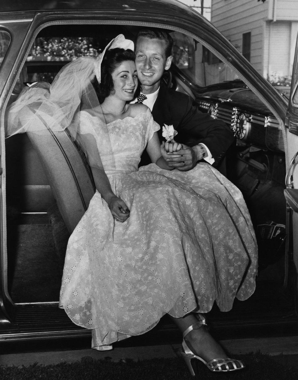 a newlywed couple arrive at home by car, to start their new life, circa 1960 photo by george marksretrofilegetty images