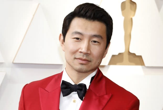 Shang-Chi' And 'Kim's Convenience' Star Simu Liu Joins 'Stranger' – Deadline