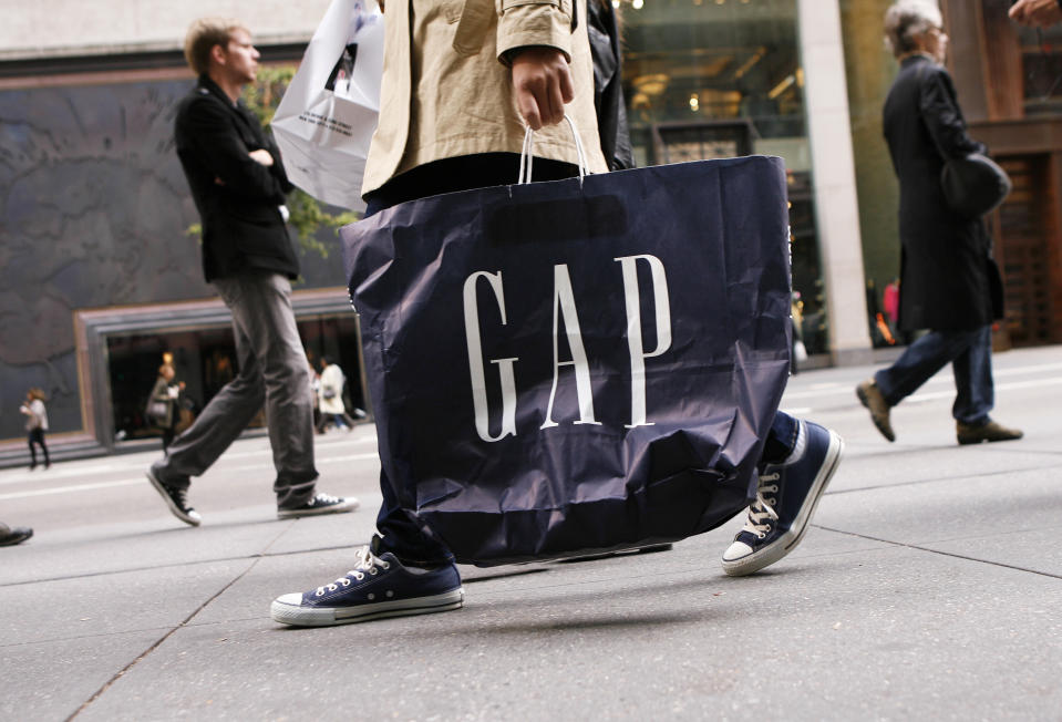 Gap Factory lanza sus grandes rebajas con productos por tan solo 6 dólares. Foto: REUTERS/Lucas Jackson. 