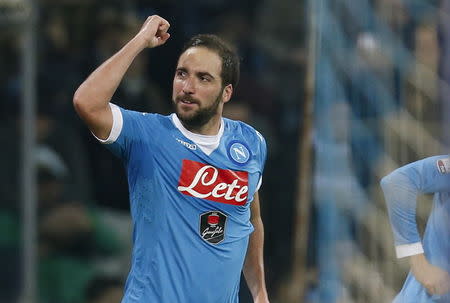 Football Soccer - Inter Milan v Napoli - Italian Serie A - San Paolo, Naples, Italy 30/11/15. Napoli's Gonzalo Higuain celebrates after scoring against Inter Milan. REUTERS/Ciro De Luca