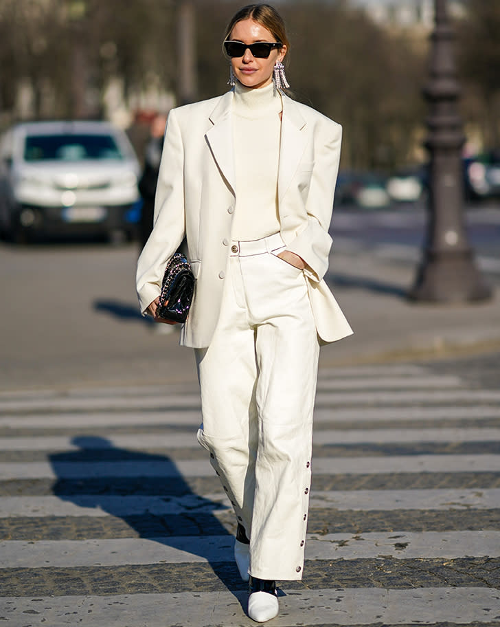 16 Winter White Outfits to Brighten Your Cold Weather Wardrobe