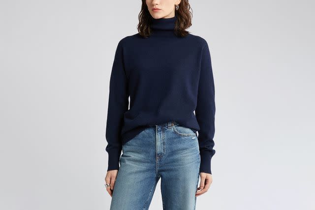 Re)sponsible Cashmere V-Neck Sweater