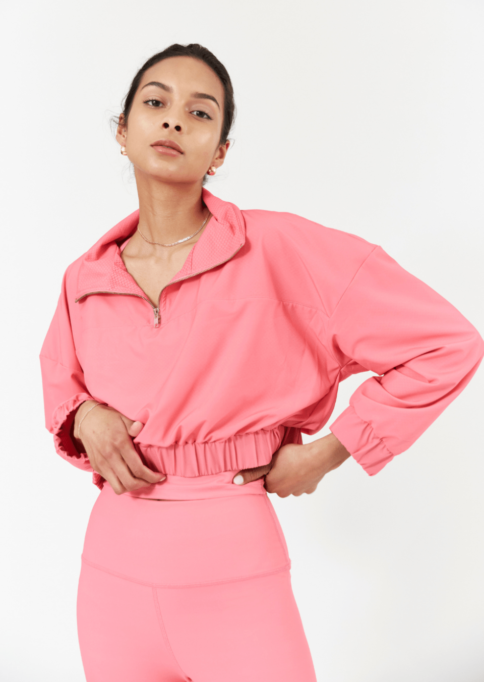 sustainable-workout-clothes-lezat Sadie Cropped Lollipop Windbreaker