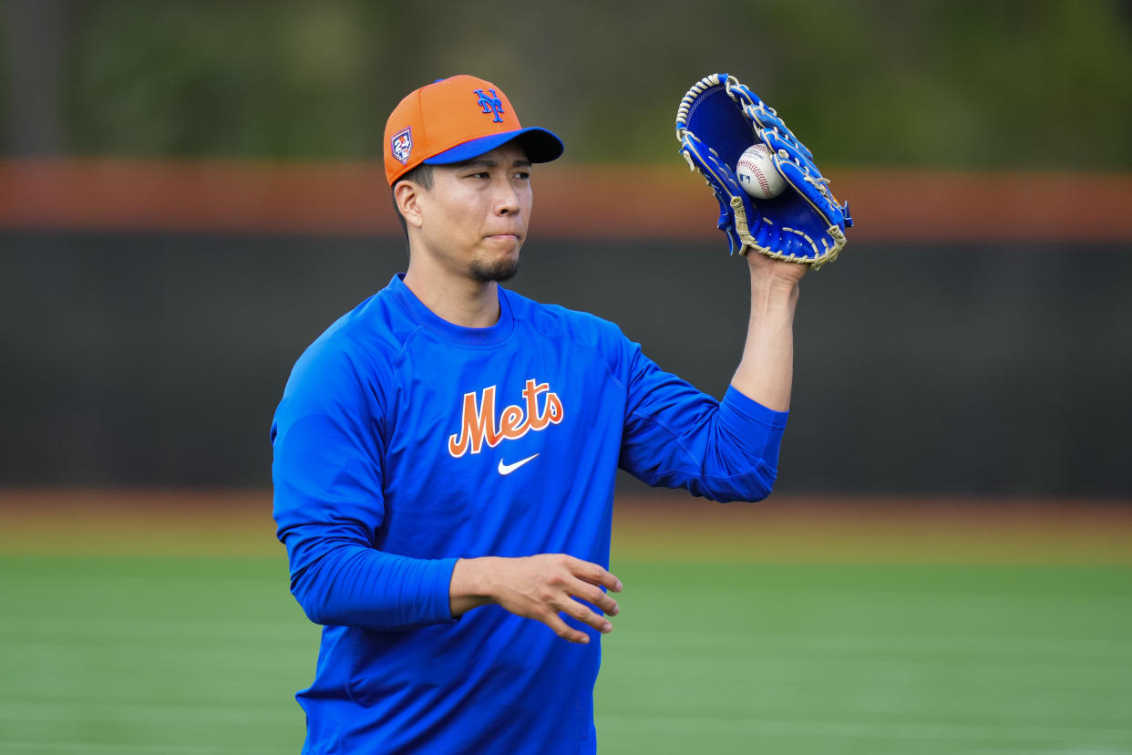 PORT ST. LUCIE, FLORIDA - FEBRUARY 16: Kodai Senga #34 of the New York Mets warms up during spring training workouts at Clover Park on February 16, 2024 in Port St. Lucie, Florida. (Photo by Rich Storry/Getty Images)