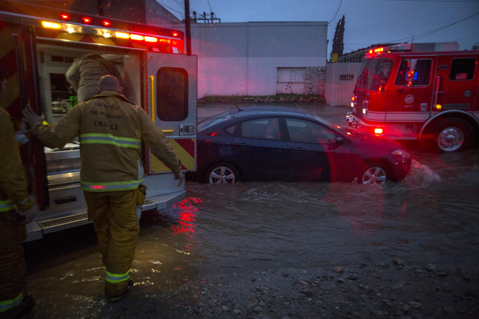 Powerful storm pounds Southern and Central California