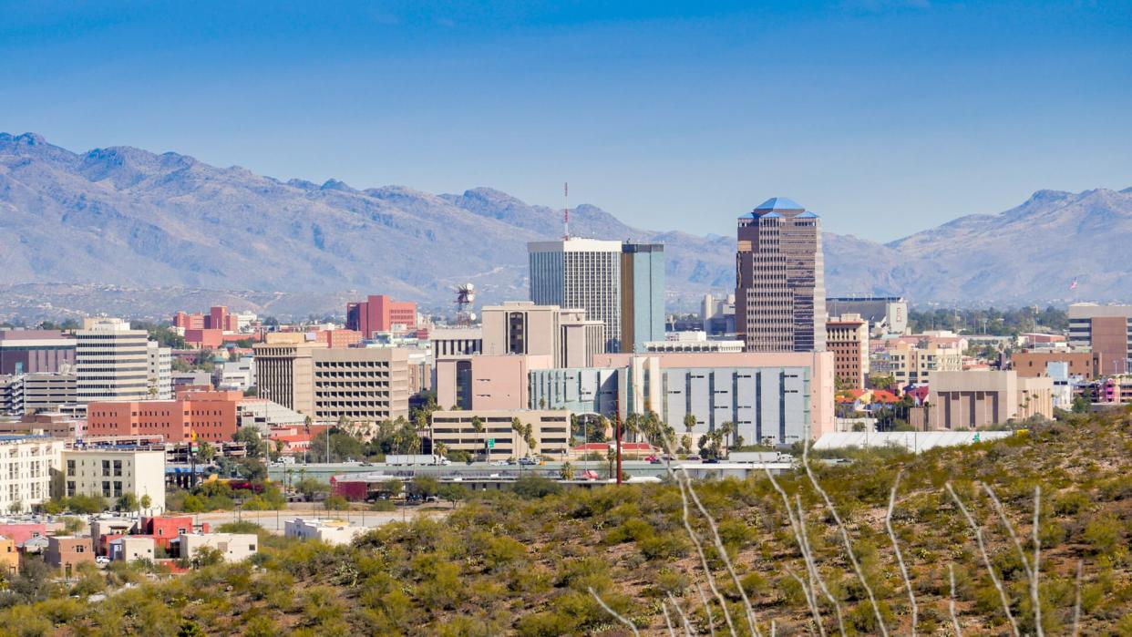 Tucson Arizona skyline