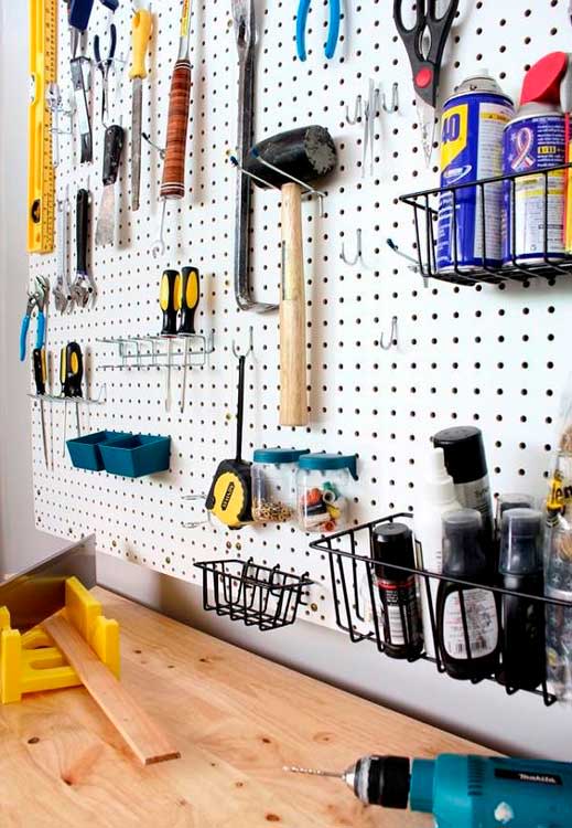 Las 4 estanterías para garajes con la que organizarás todos tus materiales,  productos y herramientas de