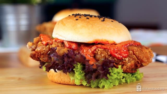 Prawn-Paste-Chicken-Burger-Dish-Closeup