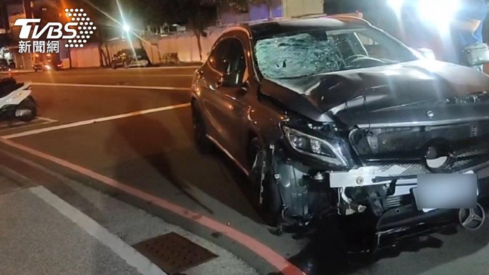 黃暐瀚的母親遭遇車禍身亡。（圖／TVBS）